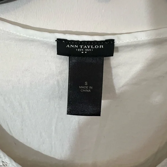 Ann Taylor Factory Lace Top - Picture 3 of 4